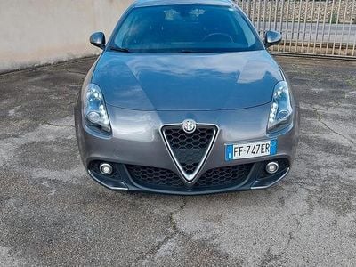 Usata Alfa Romeo Giulietta 120 CV (88 kW) 2016 Grigio Utilitaria