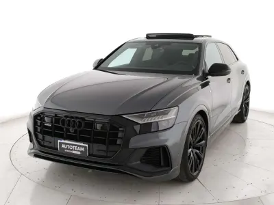 Usata Audi Q8 340 CV (250 kW) 2023 Grigio daytona SUV