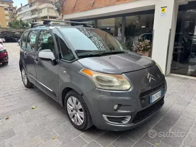 Usata Citroën C3 Picasso Exclusive 90 CV (66 kW) 2009 Grigio Monovolume