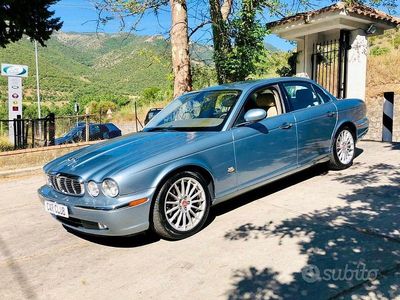 Blu Usata 2006 Jaguar XJ6 Berlina | 9900 €