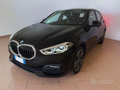 Usata BMW 118 Advantage 149 CV (109 kW) 2019 Bianco Utilitaria