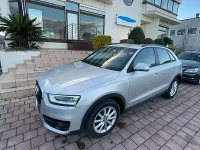 Begagnad Audi Q3 150 HK (110 kW) 2013 Grå SUV
