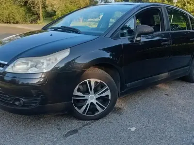 Usata Citroën C4 88 CV (64 kW) 2008 Nero Berlina