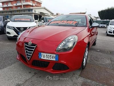 Usata Alfa Romeo Giulietta Sprint 120 CV (88 kW) 2015 Rosso Utilitaria