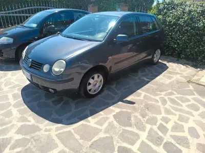Usata VW Polo Comfortline 75 CV (55 kW) 2002 Nero Berlina