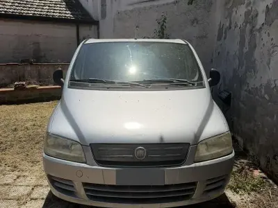Usata Fiat Multipla 103 CV (75 kW) 2008 Grigio Monovolume