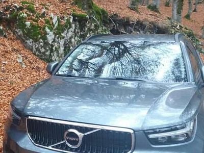 Usata Volvo XC40 150 CV (110 kW) 2019 Grigio SUV