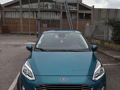 Usata Ford Fiesta Trend 120 CV (88 kW) 2017 Blu/azzurro Berlina