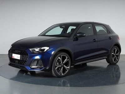 Usata Audi A1 Ambiente 116 CV (85 kW) 2025 Blu navarra metallizzato grigio manhatta Berlina