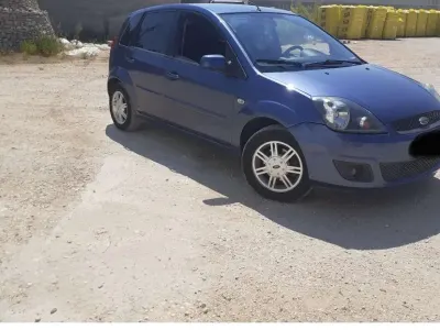 Usata Ford Fiesta 68 CV (50 kW) 2005 Utilitaria