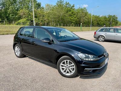 usata VW Golf 7.5 Business 1.6 TDI 115 CV Manuale (2018)