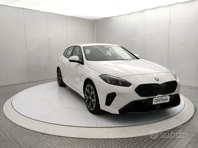 Usata BMW 118 M Sport 150 CV (110 kW) 2025 Bianco Utilitaria