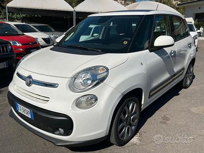 Gebraucht Fiat 500L Lounge 85 PS (62 kW) 2014 Weiß Van / Kleinbus