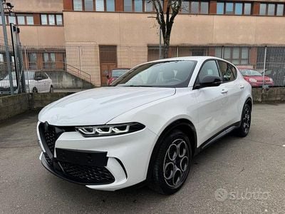 Usata Alfa Romeo Tonale Sprint 131 CV (96 kW) 2024 Bianco pastello SUV