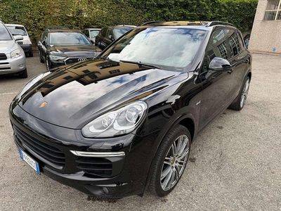 Usata Porsche Cayenne Platinum Edition 265 CV (194 kW) 2016 Nero SUV
