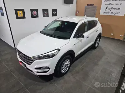 Usata Hyundai Tucson Comfort 116 CV (85 kW) 2016 Bianco SUV