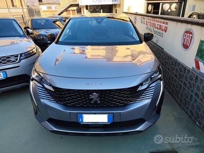 Usata Peugeot 3008 Allure 130 CV (95 kW) 2022 Grigio SUV