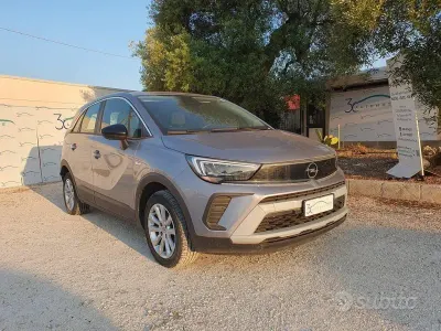 Usata Opel Crossland Elegance 110 CV (80 kW) 2022 Grigio SUV