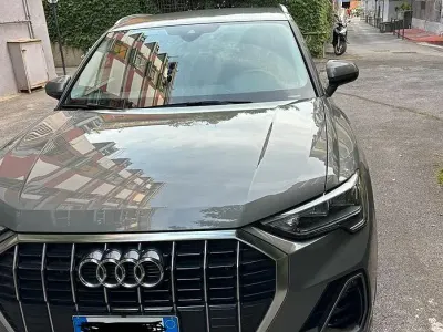 Begagnad Audi Q3 S-Line 120 HK (88 kW) 2019 Grå SUV