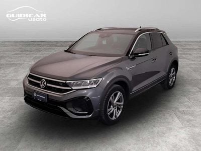 Grigio metallizzato scuro Usata 2023 VW T-Roc R-line SUV | 23.400 € (Buon prezzo)