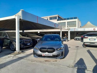 Gebraucht BMW 118 M Sport 150 PS (110 kW) 2024 Grau Kleinwagen