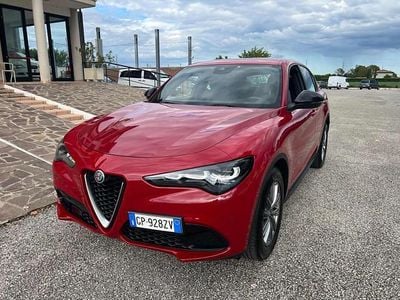 Usata Alfa Romeo Stelvio Super 160 CV (117 kW) 2023 Rosso SUV