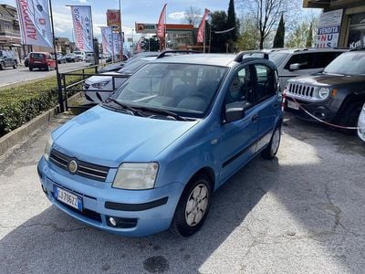 Usata Fiat Panda Dynamic 69 CV (50 kW) 2004 Blu Utilitaria