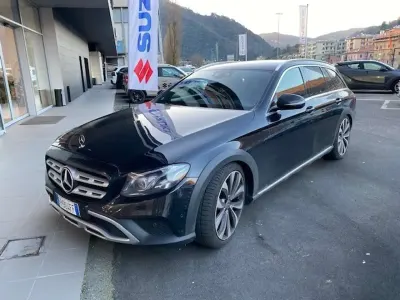 Usata Mercedes E220 All-Terrain Premium 194 CV (142 kW) 2018 Nero Station wagon