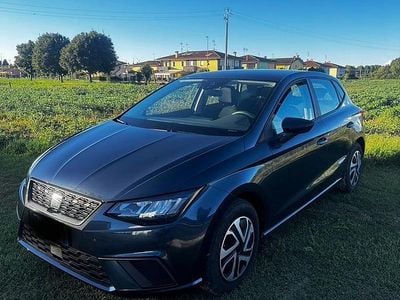 Usata Seat Ibiza Reference 90 CV (66 kW) 2023 Grigio Utilitaria