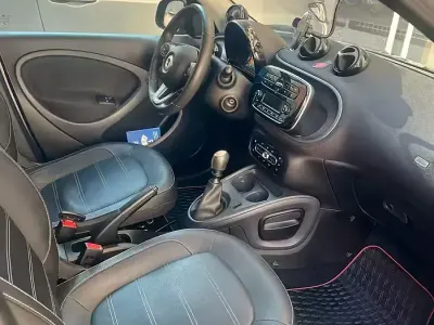 Usata Smart ForFour Prime 90 CV (66 kW) 2017 Grigio Utilitaria