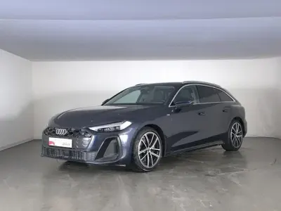 Usata Audi A5 S-Line 204 CV (150 kW) 2025 Blu firmamento metallizzato Station wagon