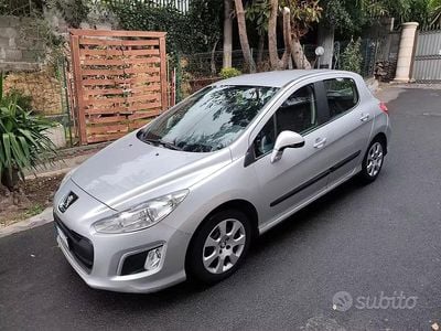 Usata Peugeot 308 93 CV (68 kW) 2012 Grigio Berlina