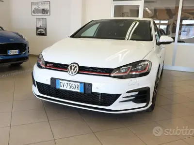 Käytetty VW Golf VII GTI 245 HP (180 kW) 2019 Valkoinen Sedan