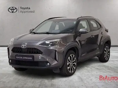 Usata Toyota Yaris Cross Trend 115 CV (84 kW) 2023 Grigio SUV