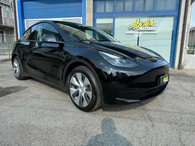 Usata Tesla Model Y RWD 88 kW (120 CV) 2023 Other SUV