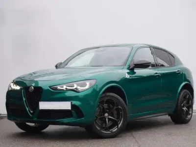 Usata Alfa Romeo Stelvio Quadrifoglio 519 CV (381 kW) 2024 Verde SUV