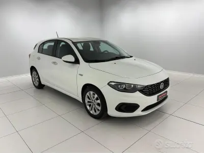 Usata Fiat Tipo Easy 95 CV (69 kW) 2018 Bianco Berlina