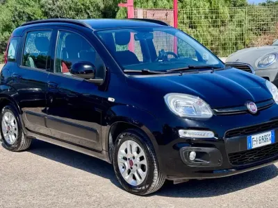 Usata Fiat Panda Lounge 80 CV (58 kW) 2018 Nero Utilitaria