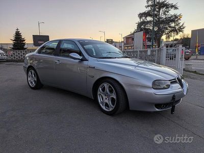 Usata Alfa Romeo 156 140 CV (102 kW) 2002 Grigio Berlina