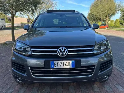 Usata VW Touareg Executive 204 CV (150 kW) 2013 Argento SUV