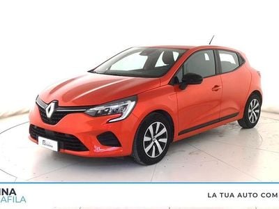 Usata Renault Clio V Equilibre 101 CV (74 kW) 2023 Arancione Berlina