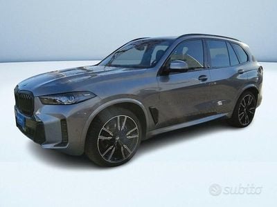 Usata BMW X5 M Sport 352 CV (258 kW) 2024 Grigio SUV