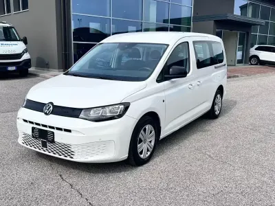 Usata VW Caddy Maxi 122 CV (89 kW) 2024 Bianco Monovolume