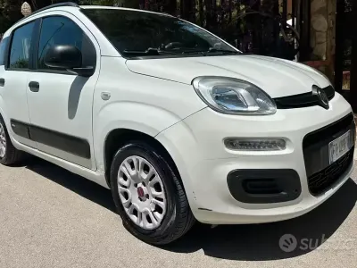 Usata Fiat Panda Easy 75 CV (55 kW) 2016 Bianco Utilitaria