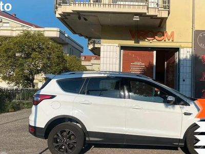 Usata Ford Kuga 120 CV (88 kW) 2017 Bianco SUV