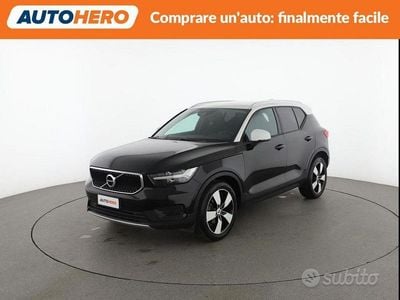 Usata Volvo XC40 Momentum 163 CV (119 kW) 2020 Nero SUV