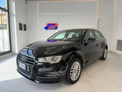 Gebraucht Audi A3 Ambition 105 PS (77 kW) 2014 Schwarz Limousine