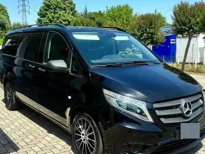 Usata Mercedes Vito 190 CV (139 kW) 2016 Nero Furgone