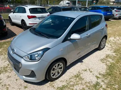 Używany Hyundai i10 67 KM (49 kW) 2019 Szary Hatchback