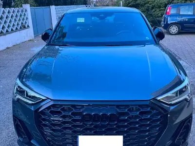 Usata Audi Q3 Sportback Ambiente 190 CV (139 kW) 2024 Grigio SUV